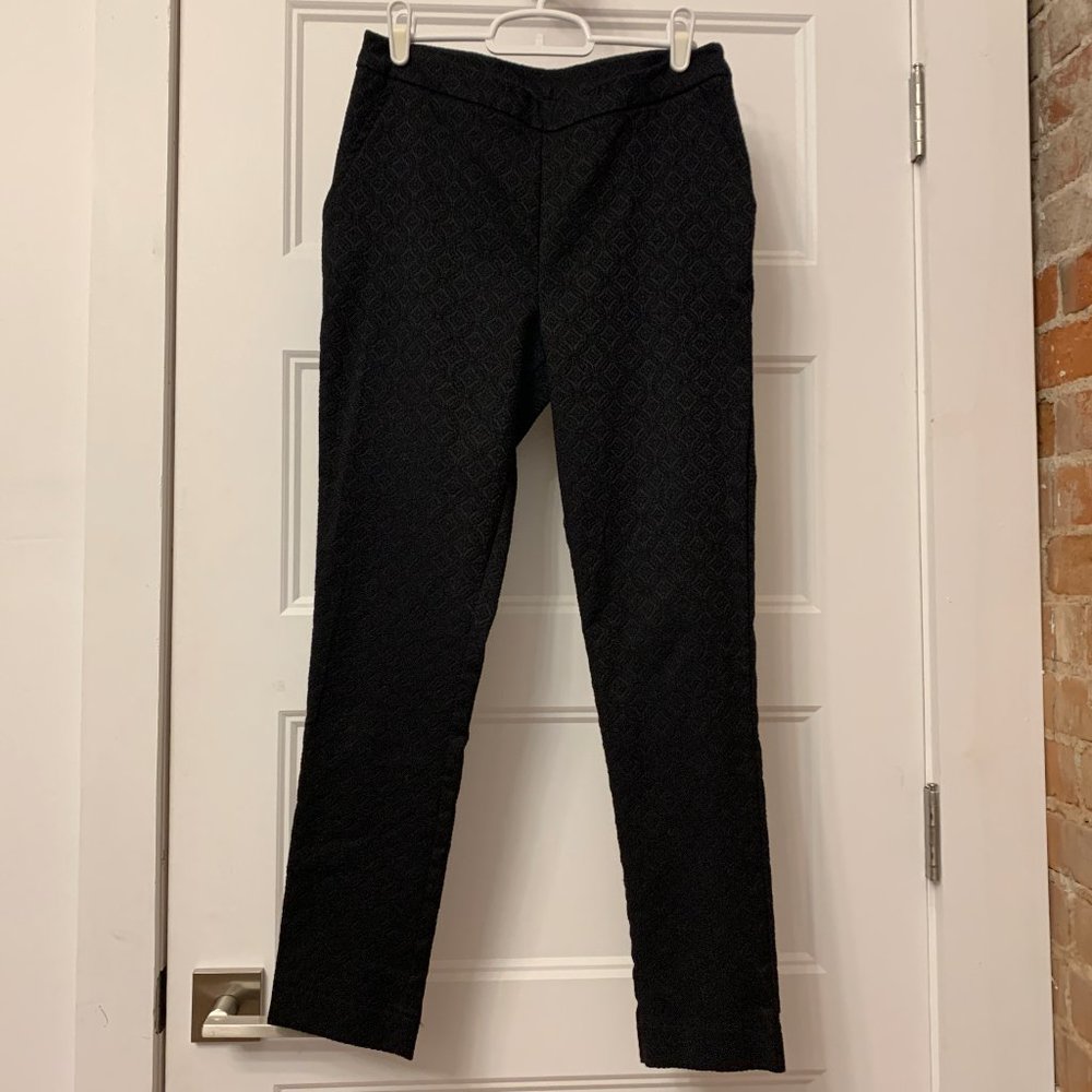 40. Avon Professional Work Skinny Crop Pants - Black